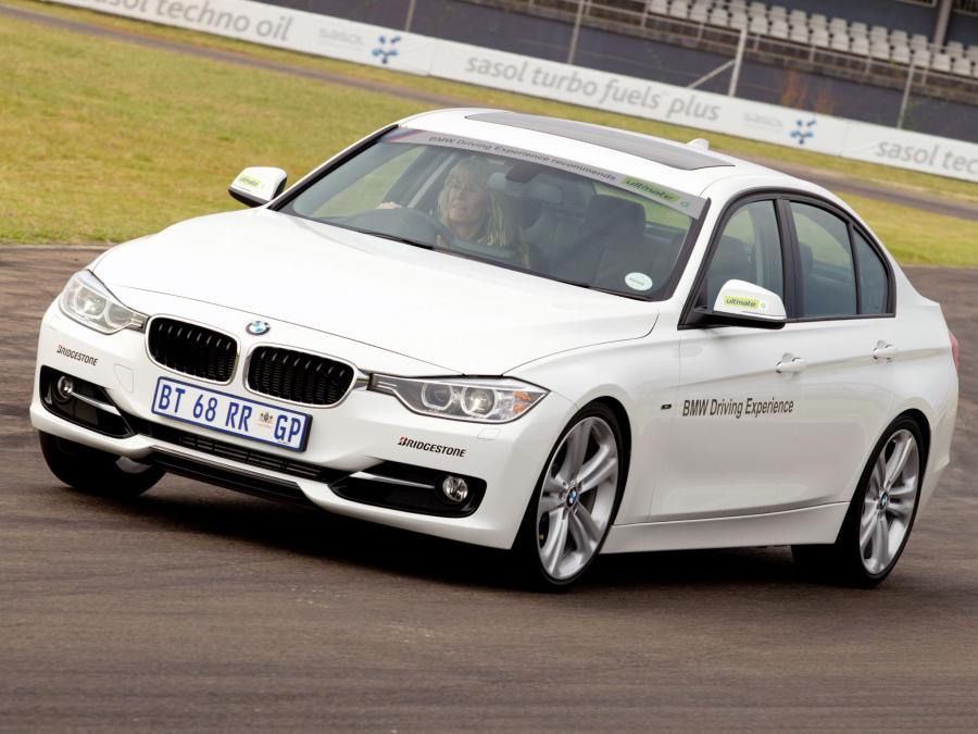  BMW 328i Sedan Sport Line 2012 года  (ZA) (фото 9 из 16)